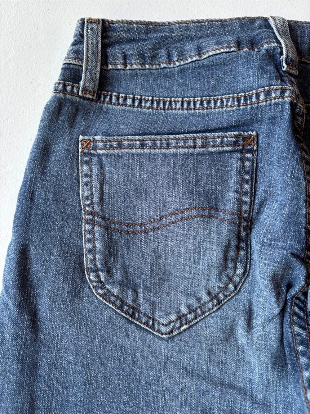 Lee relaxed capri